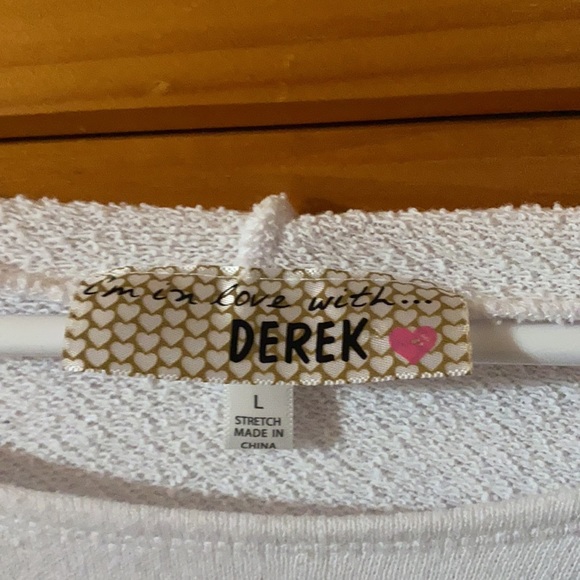 Women's Light and Breathable Hooded Sweatshirt - Picture 3 of 3